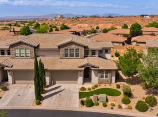 999 N Casitas Hill Loop, Washington, UT 84780