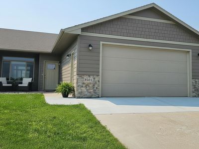 3501 E Chatham St, Sioux Falls, SD, 57108