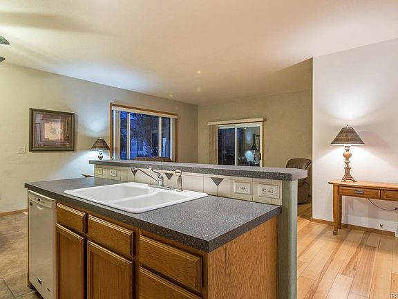 5th image of 2504 Begonia Ct