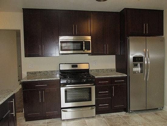 5th image of 150 E Northwest Hwy APT H