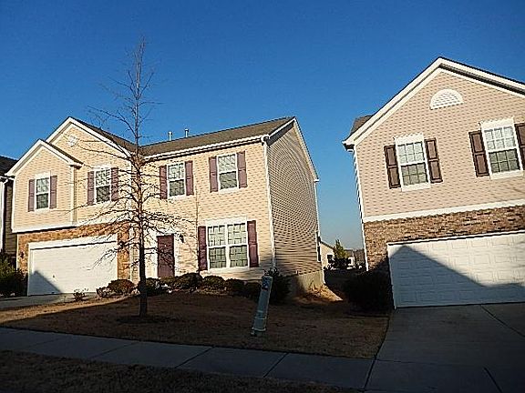 3rd image of 16707 Prairie Falcon Ln