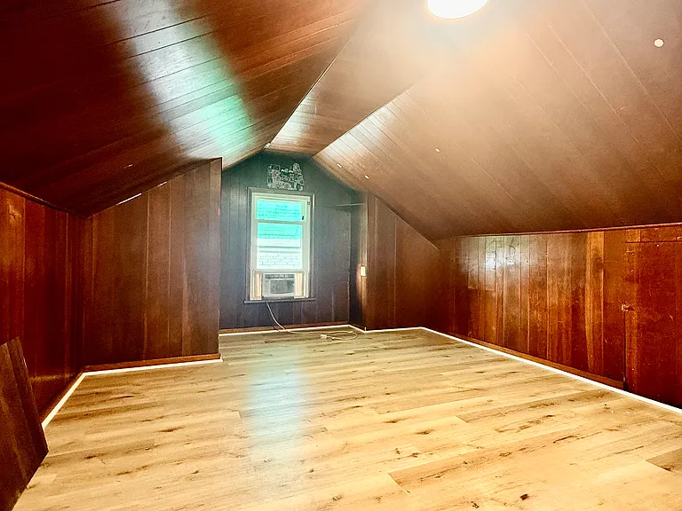 421 Hays Ave — Photo 12