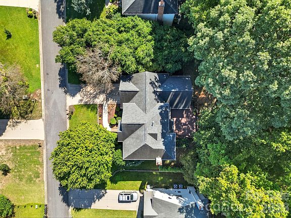 5th image of 8016 Painted Pony Ct
