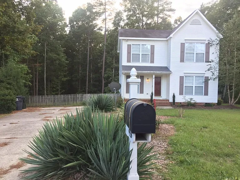 212 Braxberry Way — Photo 1