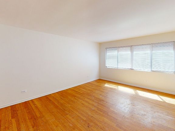 2nd image of 1624 W Touhy Ave APT 2B