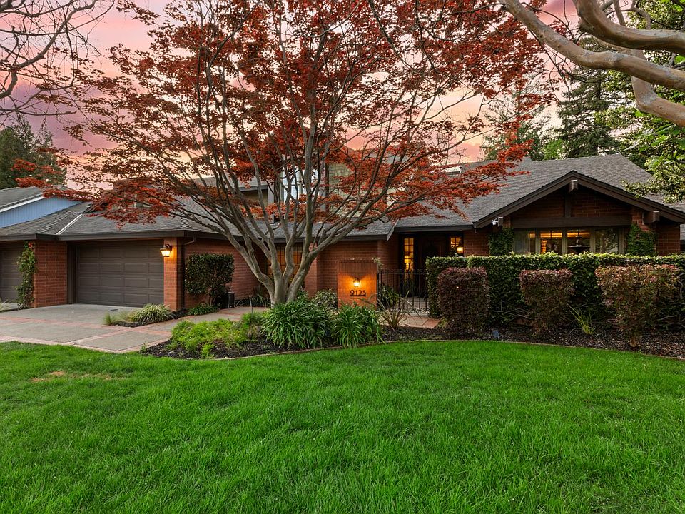 1st image of 9125 Shady Hollow Way