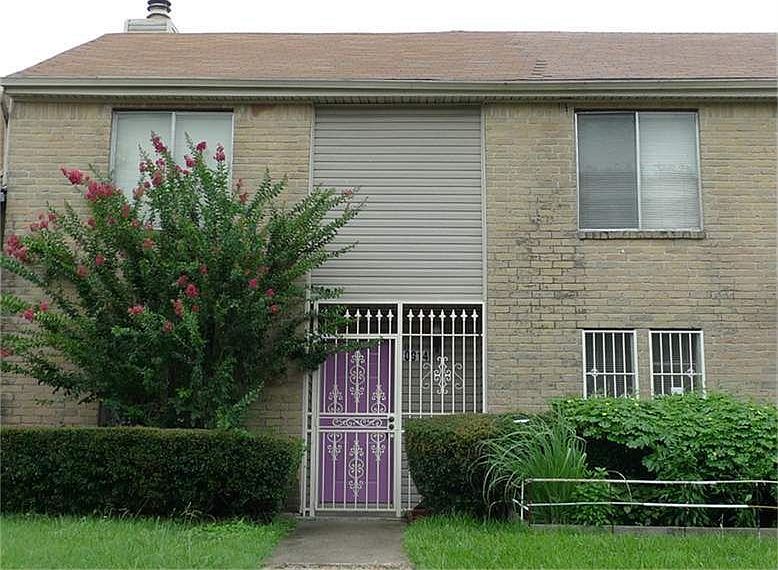 1st image of 10914 Village Bend Ln