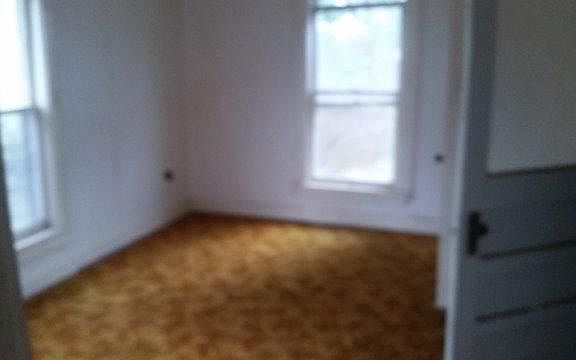 3rd image of 1210 Hutch Ln