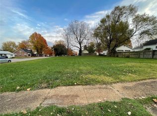 406 S Washington St, Farmington, MO 63640