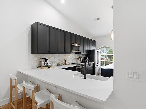 5th image of 6236 Shadowood CIR