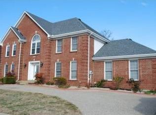 1913 Hillcircle Rd, Louisville, KY 40214