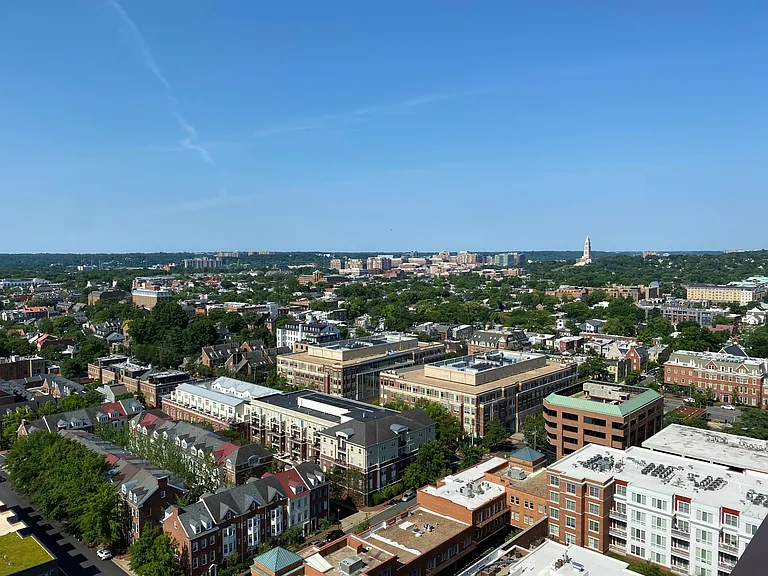 400 Madison St #403 — Photo 28
