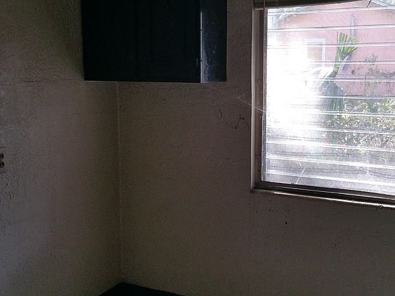 3rd image of 2906 Cord St