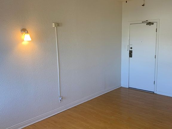4th image of 3950 W 8th St #306