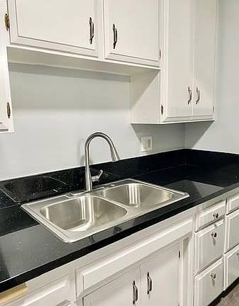 3rd image of 112 N Avenue 66