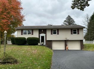 431 Pueblo Trl, Mercer, PA 16137