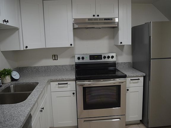 4th image of 7127 W Highland Ave