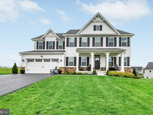 48 Winifred Dr, Hanover, PA 17331