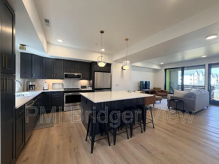 315 W Peach St #1 — Photo 14
