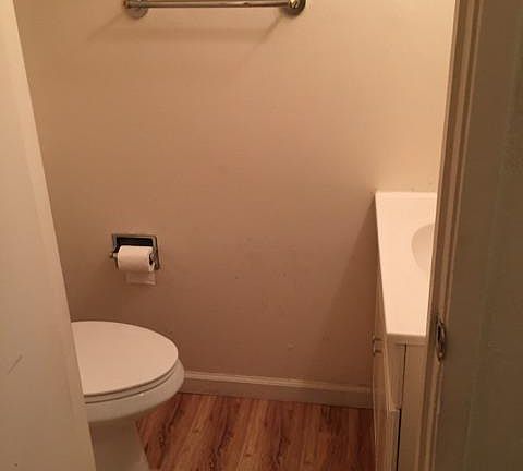 4th image of 382 Cypress Ave APT 2