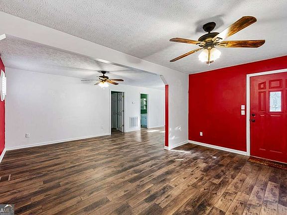 2nd image of 118 Jordan Rd