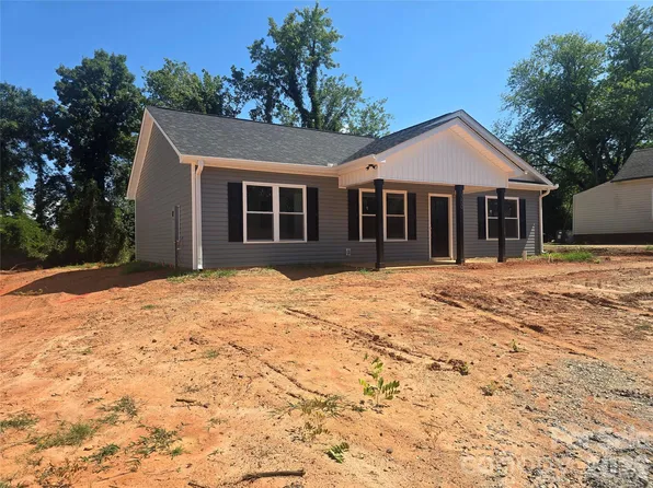 350 14th Ave SW, Hickory, NC 28602