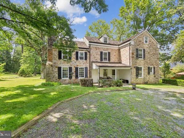 20 Constant Spring Rd, Malvern, PA 19355
