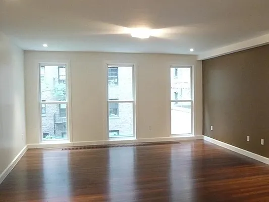 Rented by Sotheby's International Realty | media 3