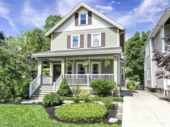 1616 Grace Ave, Lakewood, OH 44107
