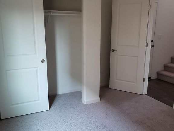 3rd image of 751 Richie Way