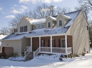 70 Fox Chase Ln, Ledgewood, NJ 07852