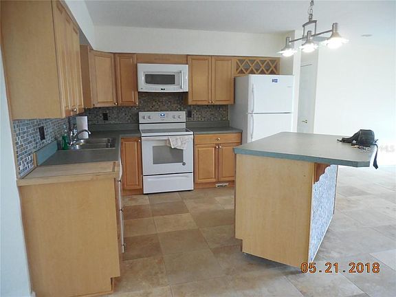 2nd image of 11407 SW Orange Ave