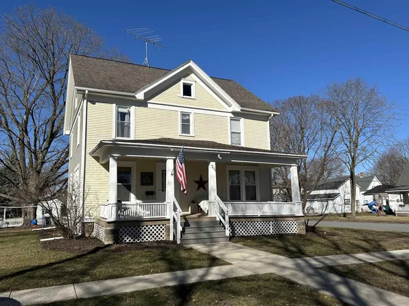 701 East 2nd Avenue, Brodhead, WI 53520