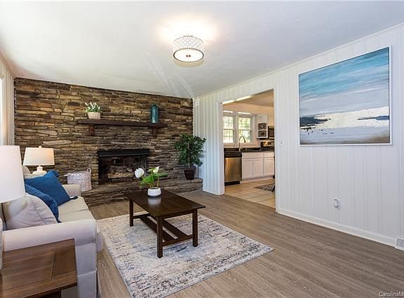 4th image of 46 Moreland Ln
