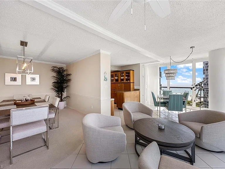 4031 Gulf Shore Blvd N #10C — Photo 14