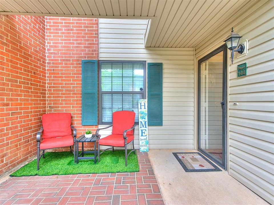 1st image of 4400 Hemingway Dr APT 144