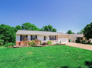 2229 Parkton Way, Barnhart, MO 63012