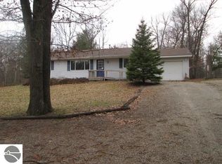 1549 N Ogemaw Trl, West Branch, MI 48661