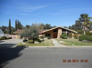 5285 E Townsend Ave, Fresno, CA 93727