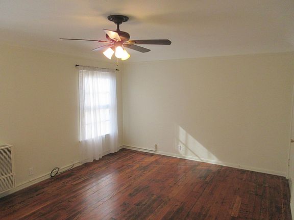 3rd image of 740 S Detroit St APT 5