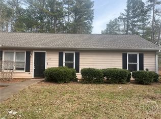 577 Rustwood Dr, Athens, GA 30606