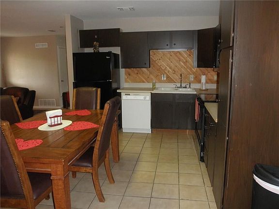 5th image of 7232 Pecan Ct