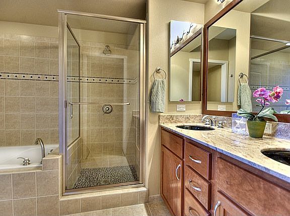 Masterbathroom