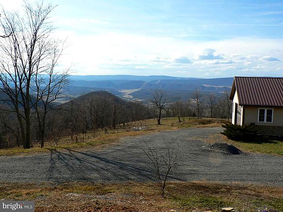 3rd image of 2717 Williamsport Rd