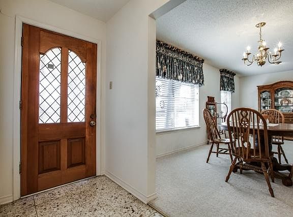 5th image of 1309 Kingsbridge Dr