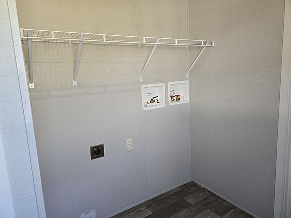 3rd image of 75 Eagle Dr