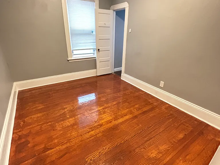 17 Stapleton St #2 — Photo 6