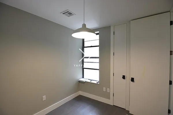 Rented by Yaffa Realty LLC | media 43