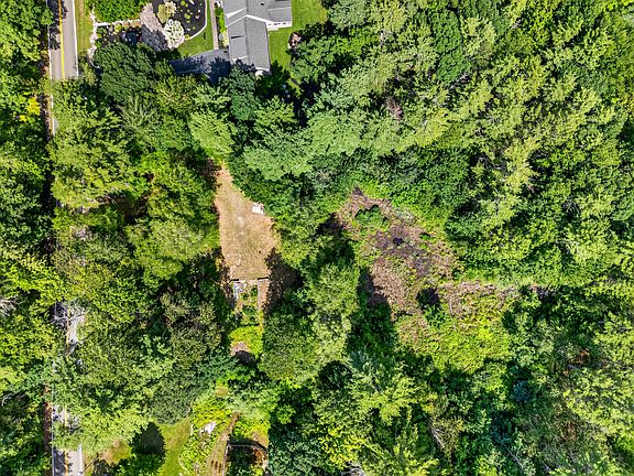 5th image of 415 N Village Road