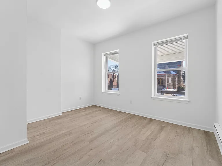 127 W Seymour St #2 — Photo 7